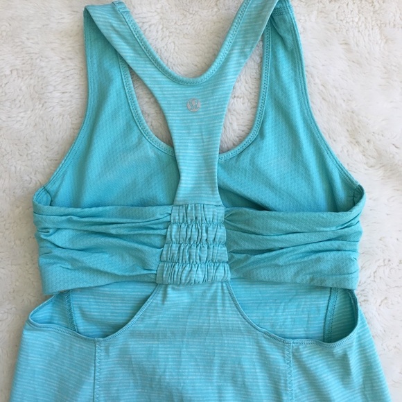 Lululemon Sky Blue Tank Top Striped Size 4 - Picture 5 of 5